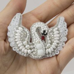 БП-312 Набор для изготовления броши Crystal Art "Лебедь"